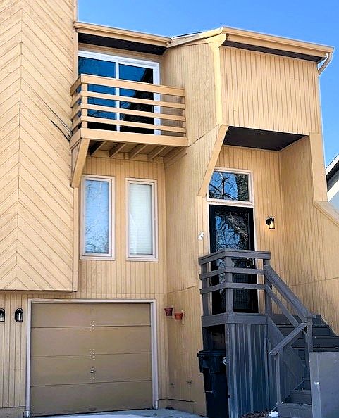 1st image of 3609 SW Eveningside Dr #1