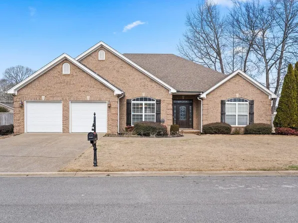 1807 Wildwood St, Muscle Shoals, AL 35661