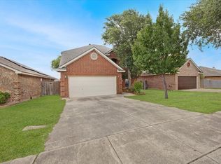 9228 Nathan Dr, White Settlement, TX 76108