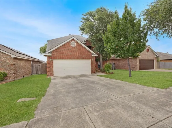 9228 Nathan Dr, White Settlement, TX 76108