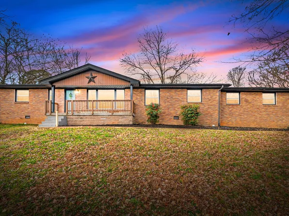 509 Rosewood Dr, Clarksville, TN 37043