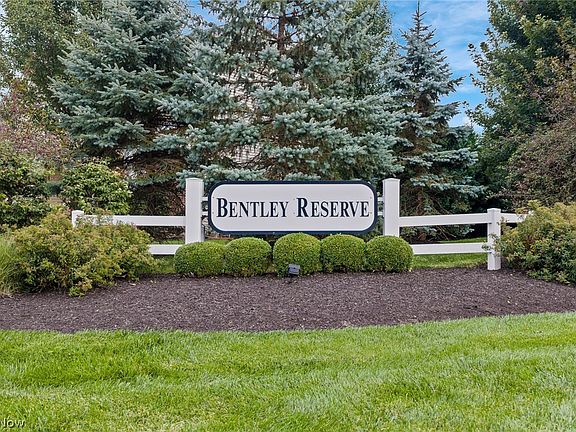 2nd image of 4435 Bentley Dr