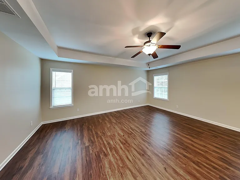 122 Tilton Dr — Photo 12