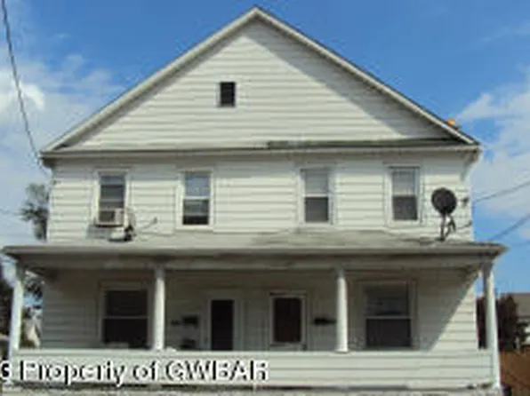 123 Woodward St, Wilkes Barre, PA 18705