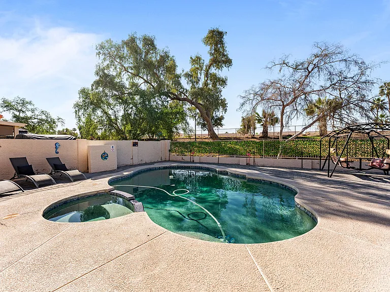 11417 W Orange Blossom Ln — Photo 11