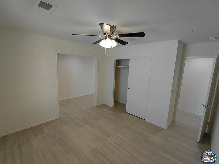 485 Palomino Ct — Photo 2