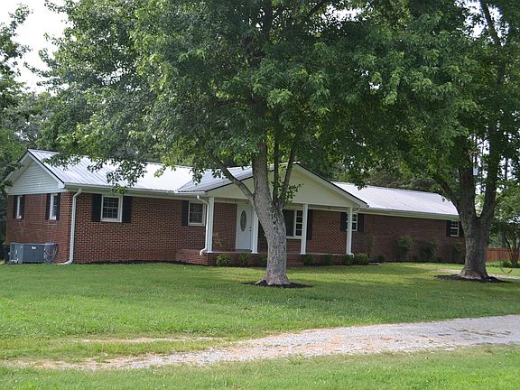 3rd image of 786 Shaffie Ln