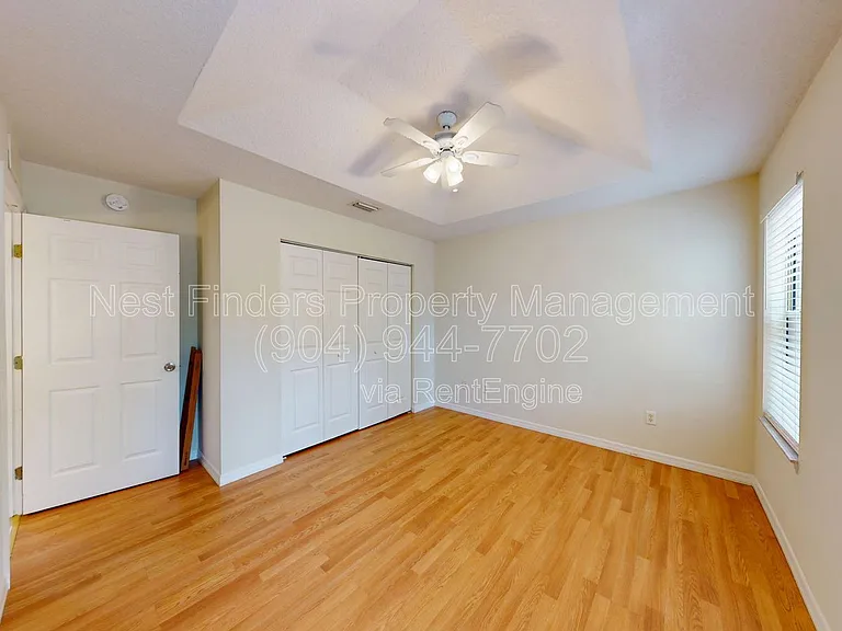 908 Helen St — Photo 18