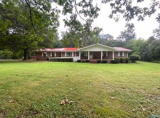 142 Roberts Rd, Henagar, AL 35978