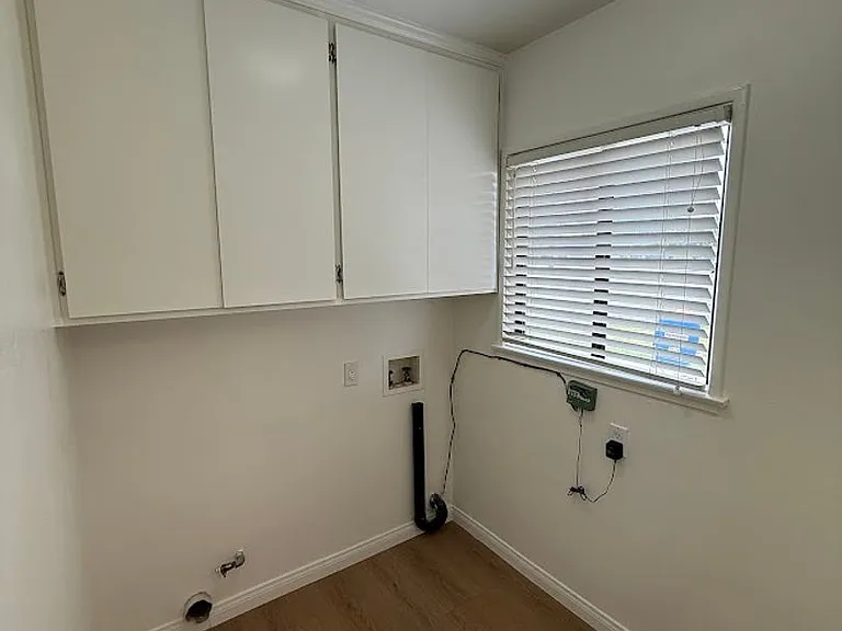 10866 Gerald Ave — Photo 16