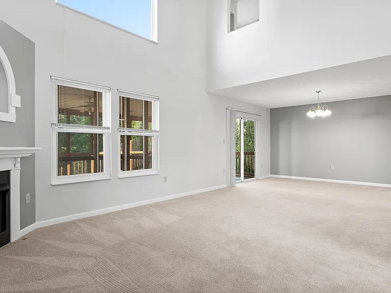 602 Cassandra Dr — Photo 12