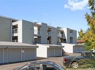 22215 6th Ave S APT 305, Des Moines, WA 98198