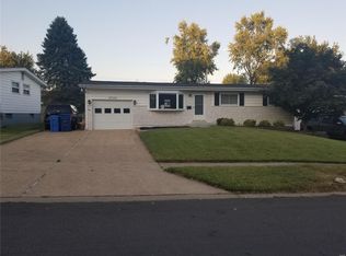 2725 Mockingbird Ln, Florissant, MO