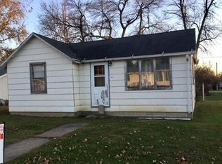 628 W Spring St, New Hampton, IA 50659