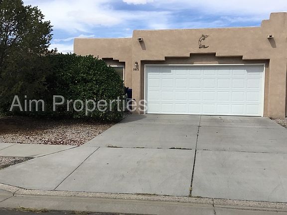2nd image of 5915 Camino De La Luna NW