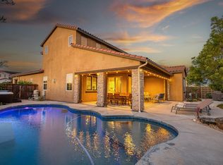 912 Vineyard Ct, Madera, CA 93636