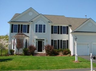 65 Palomino Dr, North Andover, MA 01845