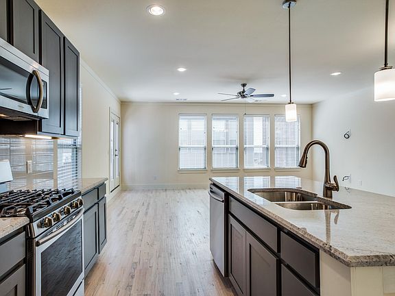 4th image of 4316 Hartford St #28