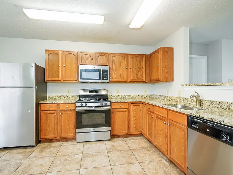 10610 Crackling Dr — Photo 8