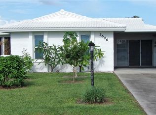 3606 Joyce Dr, Bradenton, FL 34208