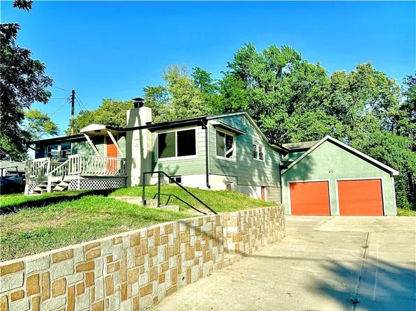 4833 N Winchester Ave, Kansas City, MO 64119