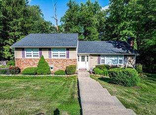 380 New Providence Rd, Mountainside, NJ 07092