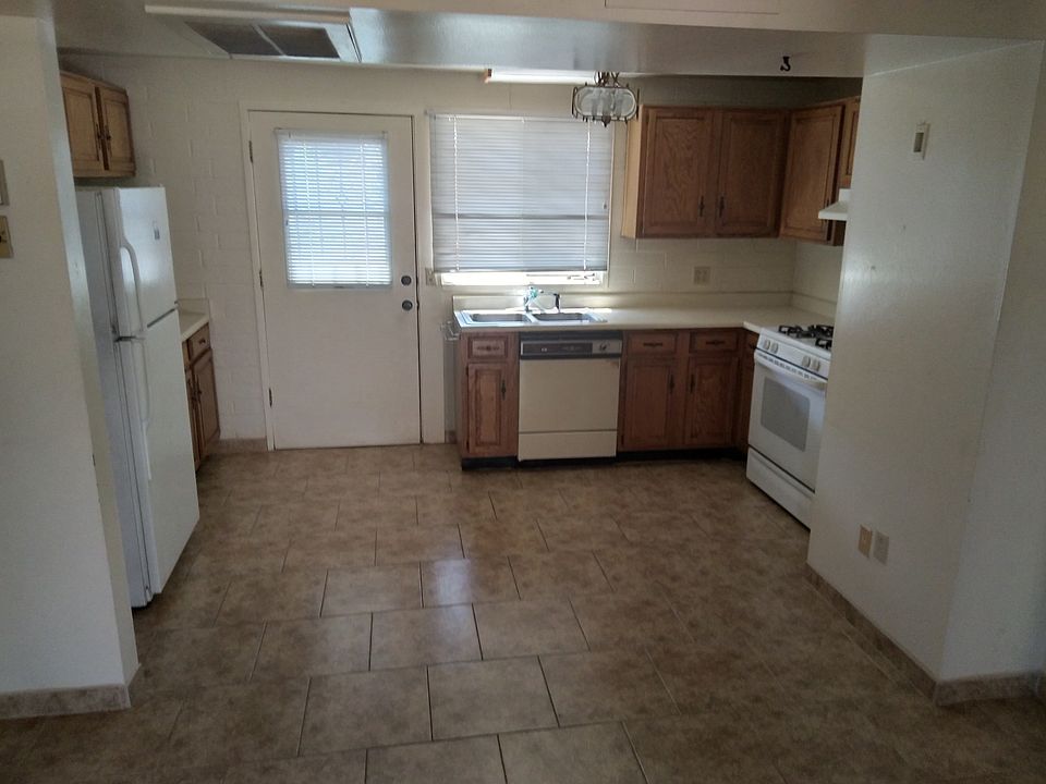 1st image of 507 W Camino Penasco APT A