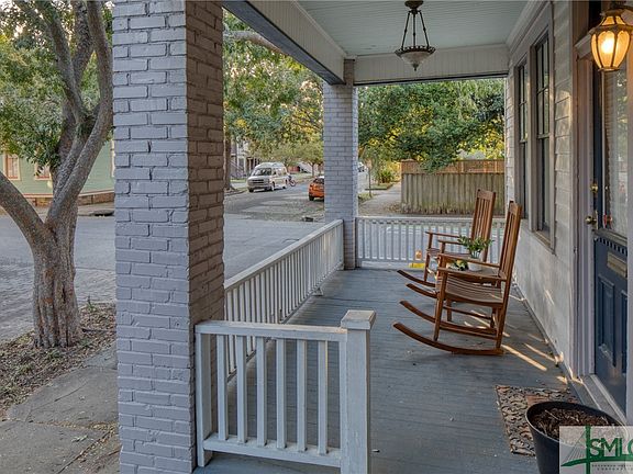 4th image of 300 E Waldburg St