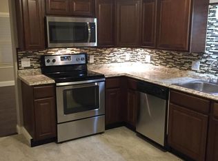 432 Parkdale Ave APT 2, Rochester, MI 48307