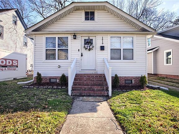 2nd image of 1519 Rodgers St