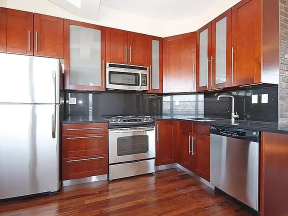 3rd image of 240 Meeker Ave APT 96
