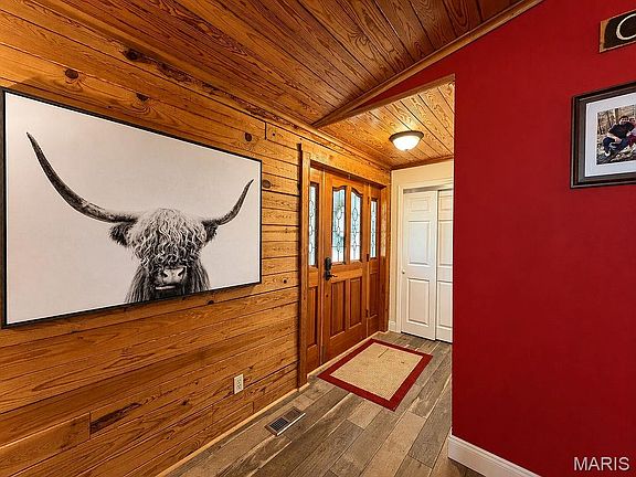 4th image of 3318 Watson Rd
