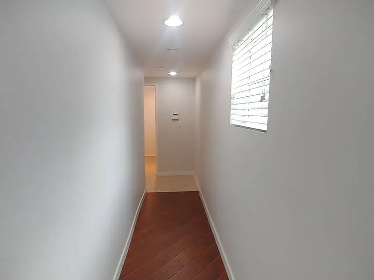 Almeria Townhomes — Photo 125