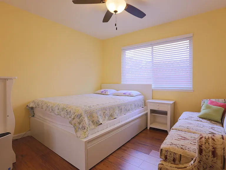 277 Los Palmos Way — Photo 11