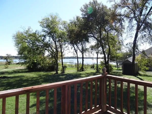 210 Overlook Trl, Gun Barrel City, TX 75156