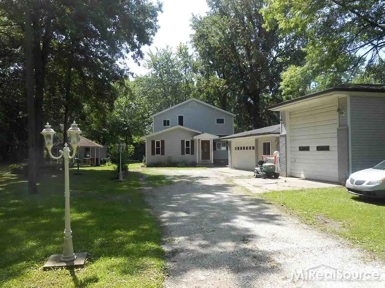 5043 Bryson Ln photo 1
