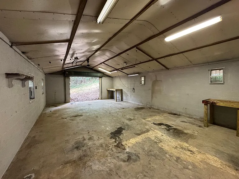 1140 Rome Rd SW — Photo 37