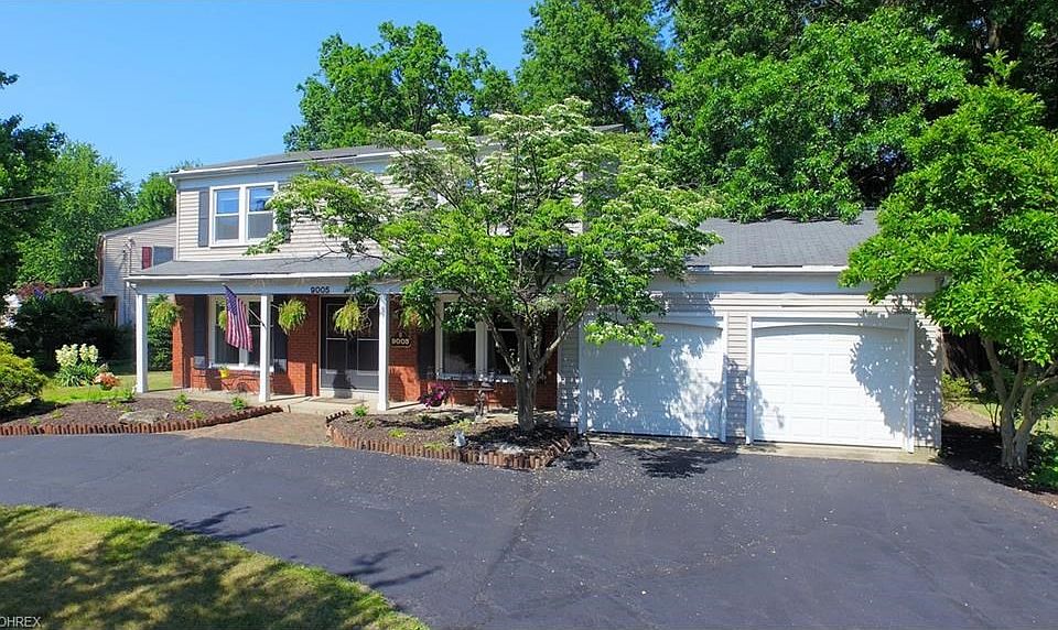 1st image of 9005 Chalfonte Dr NE