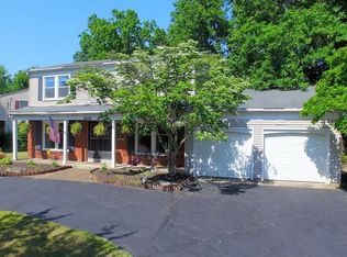 9005 Chalfonte Dr NE, Warren, OH