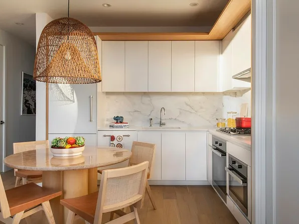 368 3rd Ave #22B, New York, NY 10016