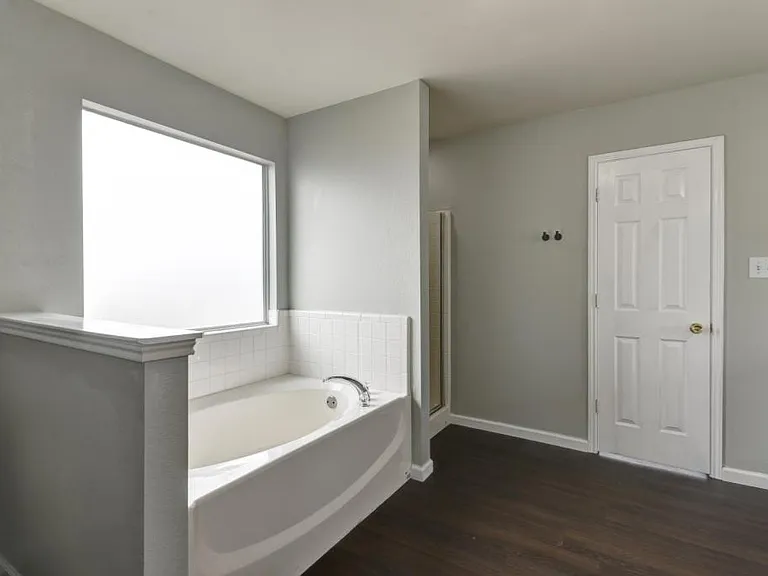 8609 Muir Dr — Photo 17