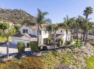 1395 Tierra Roja Dr, Fallbrook, CA 92028
