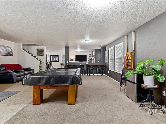 5th image of 131 E Rose Lake Dr