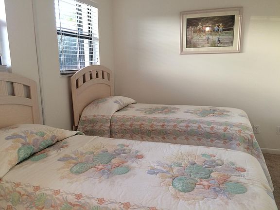 4th image of 3939 Ocean Dr