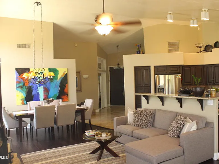 9817 E Pine Valley Rd — Photo 10