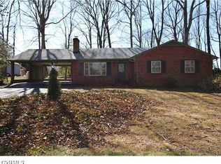 1200 N Cottonwood Rd, North Chesterfield, VA 23236