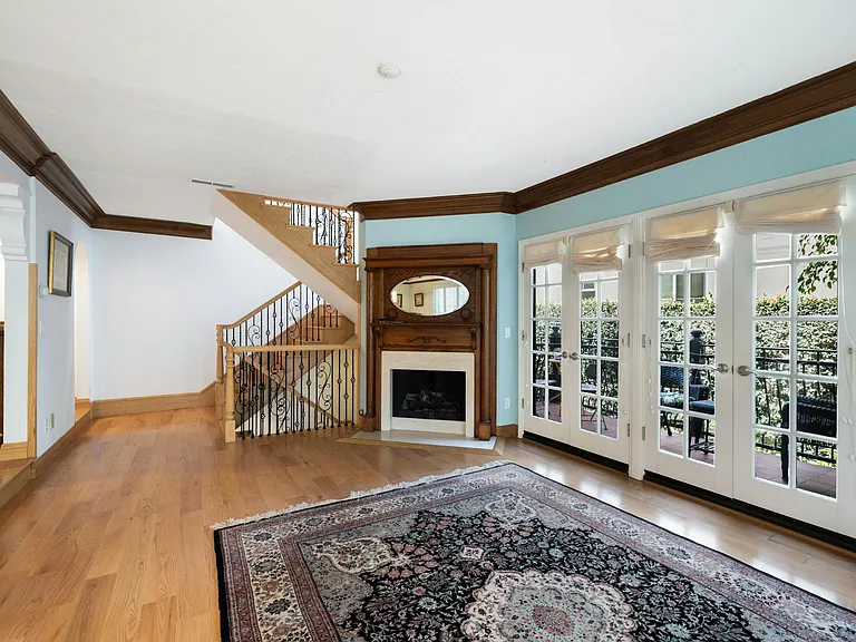 227 S Irena Ave #12 — Photo 9