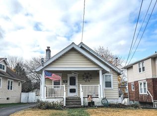 20 E Chelton Rd, Brookhaven, PA 19015