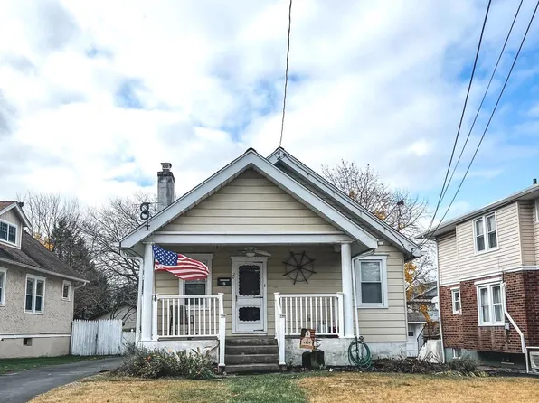 20 E Chelton Rd, Brookhaven, PA 19015