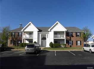 3605 Tracey Rich Rd APT 1D, Saint Louis, MO 63125
